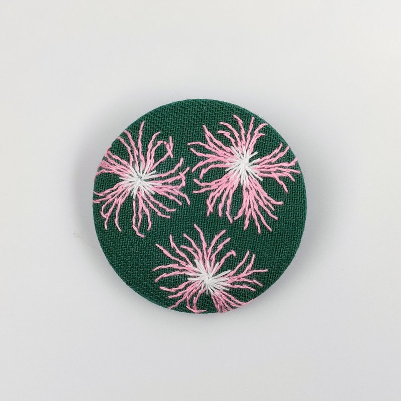 撫子の花柄刺繍ブローチ - 胸針 - 棉．麻 粉紅色