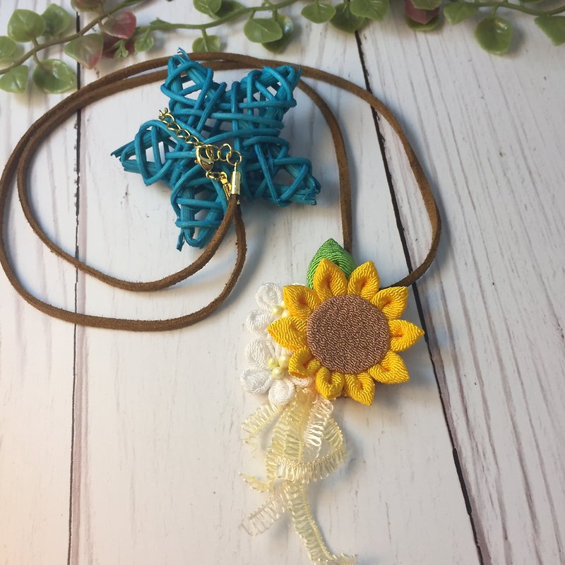 (Sunflower) Fine cloth flower garden wind neck chain / necklace つまみ fine work - สร้อยติดคอ - ไฟเบอร์อื่นๆ สีเหลือง