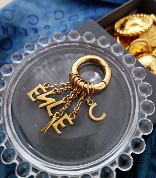 Second-hand beauty with box CELINE gold Arc de Triomphe tassel bag pendant key  chain key ring - Shop and then i met you Keychains - Pinkoi