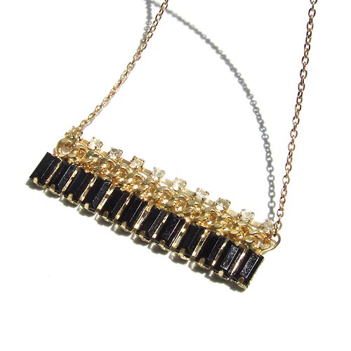 panic-art-market 80s Vintage rhinestone × black bijou mode design necklace