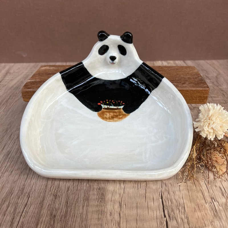 A Lu 大熊貓陶盤 Taipei Zoo 聯名/原創手作手繪 限量版 - 擺飾/家飾品 - 陶 多色