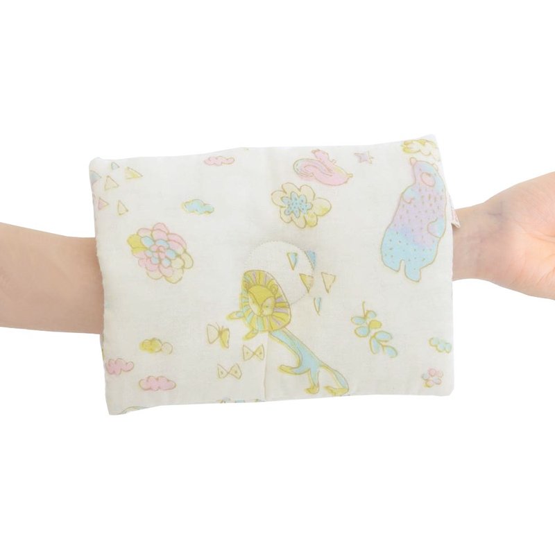 MAKURA【Baby Pillow】Zzzoo兩用型透氣授乳臂枕M - 嬰兒床/床圍/寢具 - 棉．麻 白色