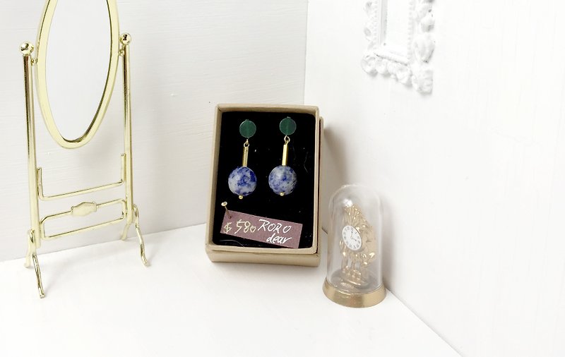 Soda stone earrings - Earrings & Clip-ons - Gemstone Blue