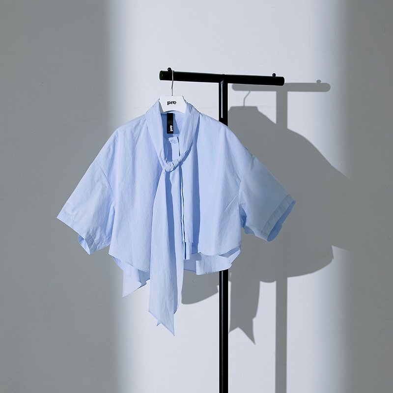 Tie-tie umbrella hem shirt - เสื้อเชิ้ตผู้หญิง - ผ้าฝ้าย/ผ้าลินิน สีน้ำเงิน