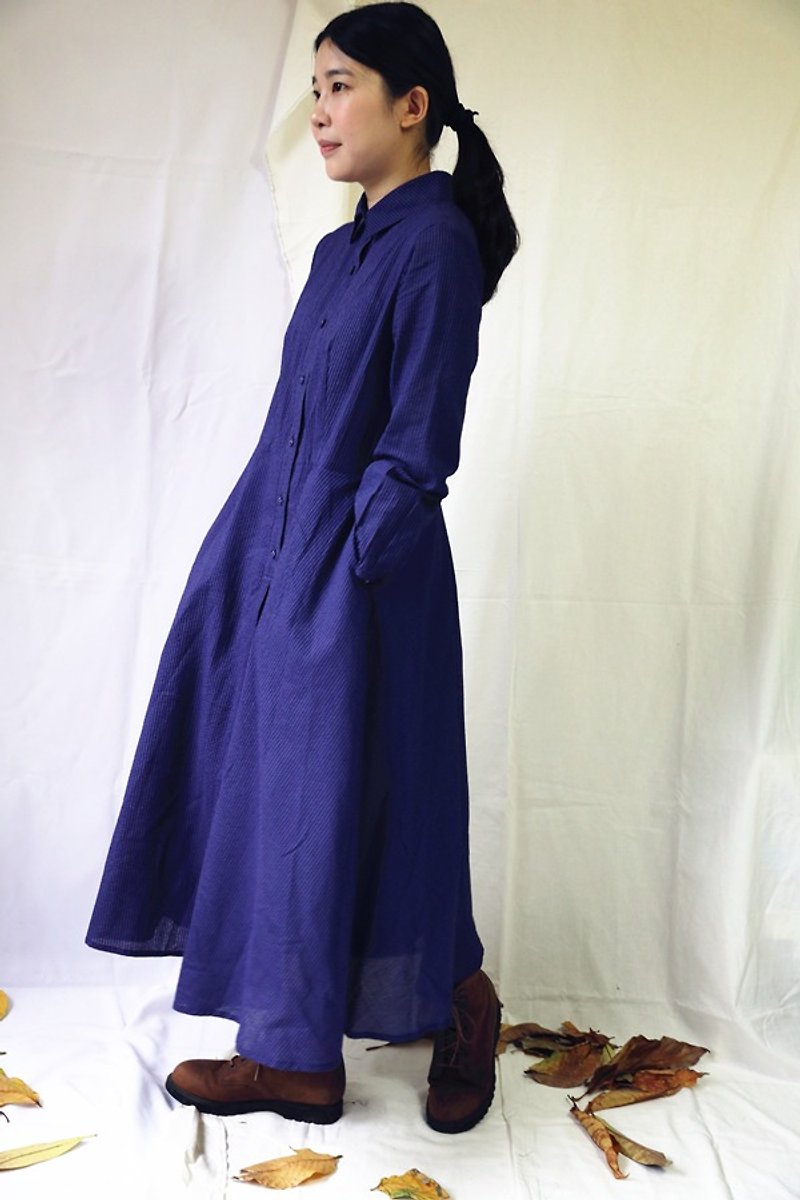 [Tip Cloth Secret Garden] Cotton Salt Shrink Blue Stripe A Swirl Dress - ชุดเดรส - ผ้าฝ้าย/ผ้าลินิน สีน้ำเงิน