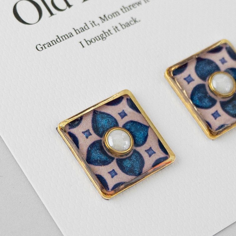 Earrings | Talavera Blue Tile vintage tiles | 925 sterling silver hypoallergenic - ต่างหู - เรซิน สีน้ำเงิน