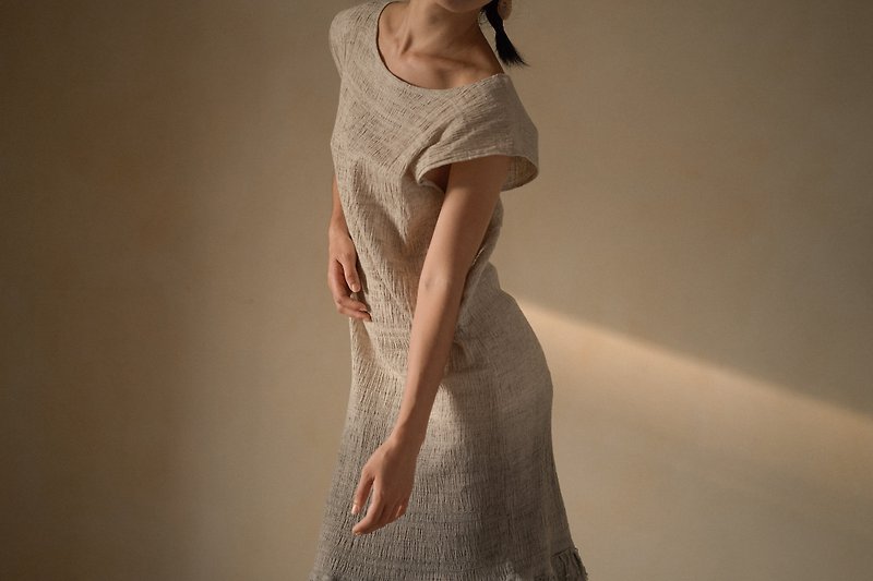 Linen Blended Cotton Round Neck French Sleeve Fishtail Dress-Natural Mud Dyed-Gradual Gray