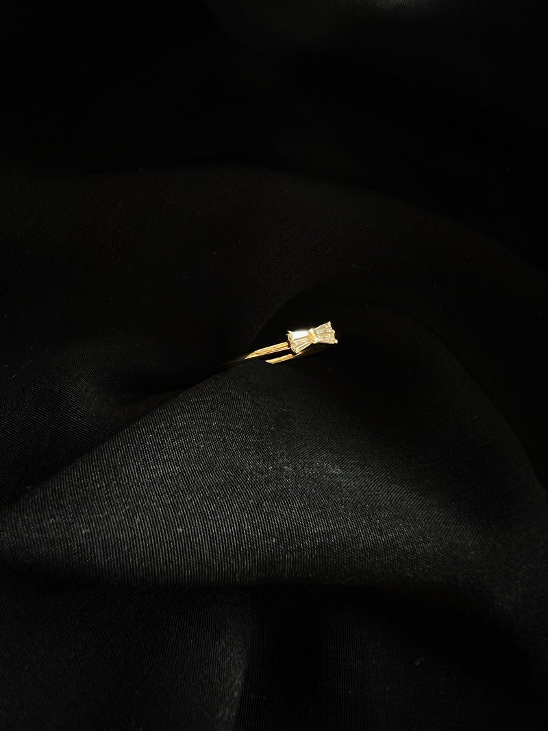 馨禮鑽石戒指 Warm Gift Diamond Ring- 18K純金 0.11克拉 - 戒指 - 貴金屬 金色