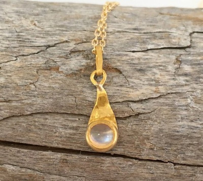 Holy Flame ◇ Pure Gold Pendant Top ◇ K24 Pure Gold Holy Flame ＋ Labradorite
