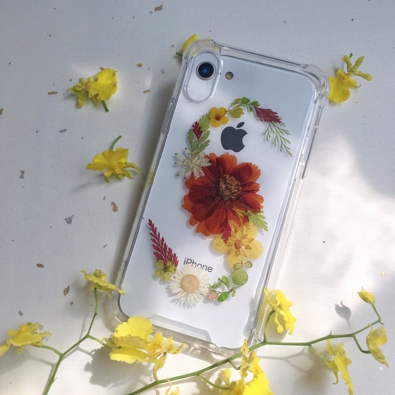 S for Sonia::initial pressed flower phonecase - เคส/ซองมือถือ - พืช/ดอกไม้ หลากหลายสี