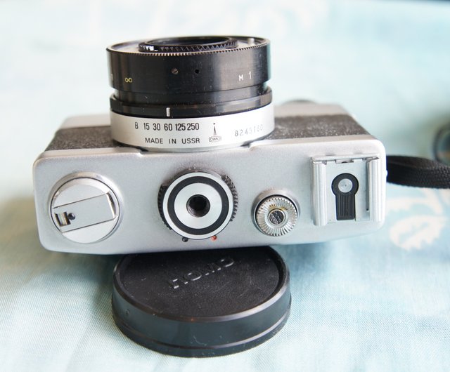 レア ソビエト/ロシア LOMO-135M ポストレニングラード春モーターカメラ - ショップ ussrvintagecameras カメラ・チェキ  - Pinkoi