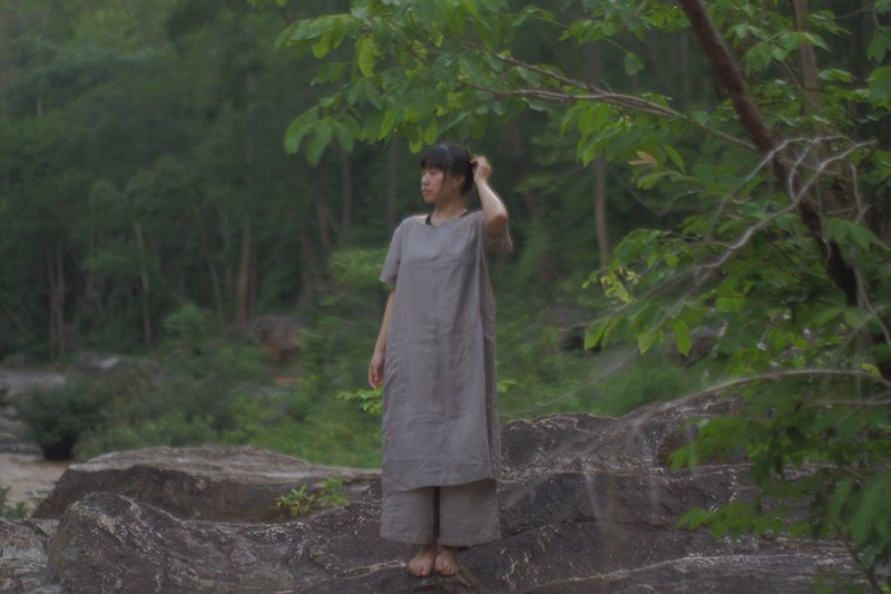 Belt dress | linen with natural color - 女上衣/長袖上衣 - 棉．麻 藍色