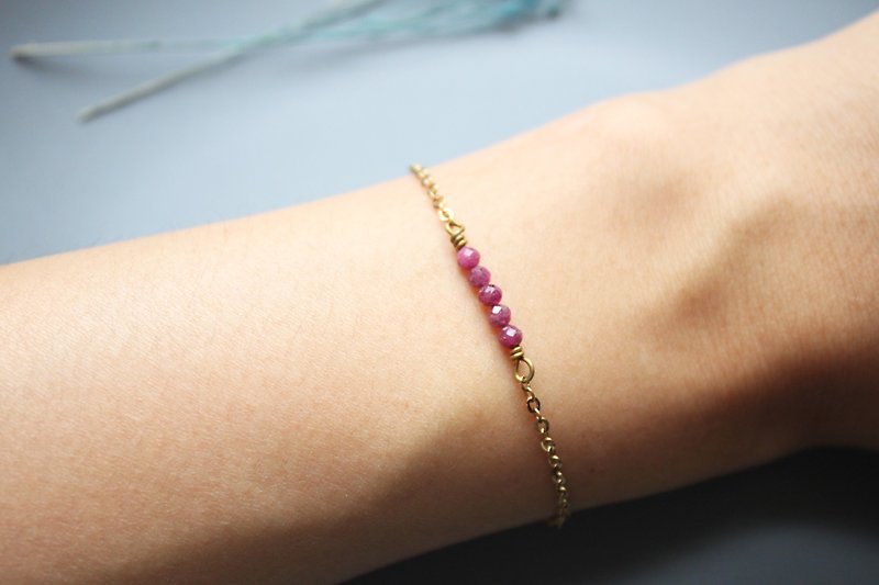 Linlan - bracelet - Bracelets - Stone Red