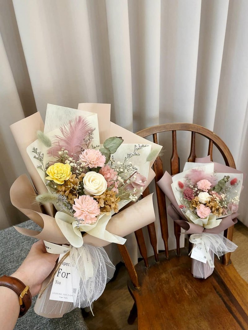 【暮雨信箱】乾燥花束 母親節花束 康乃馨花束 母親節禮物 生日 - 乾燥花/永生花 - 植物．花 