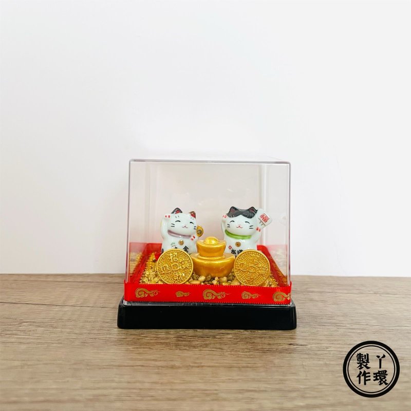 Mini Lion Wake / Lucky Cat Decoration (In Stock) - ของวางตกแต่ง - กระดาษ สีเขียว