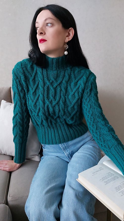 Scarlet Sails Shop Wool cable sweater Chunky sweater Womens handmade sweater Green sweater