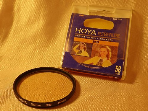 geokubanoid Hoya Skylight Warm 81B 濾鏡 58 毫米螺紋安裝鏡頭盒 UV 3200K