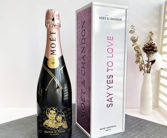 Moet & Chandon Rose Imperial champagne Happy Birthday