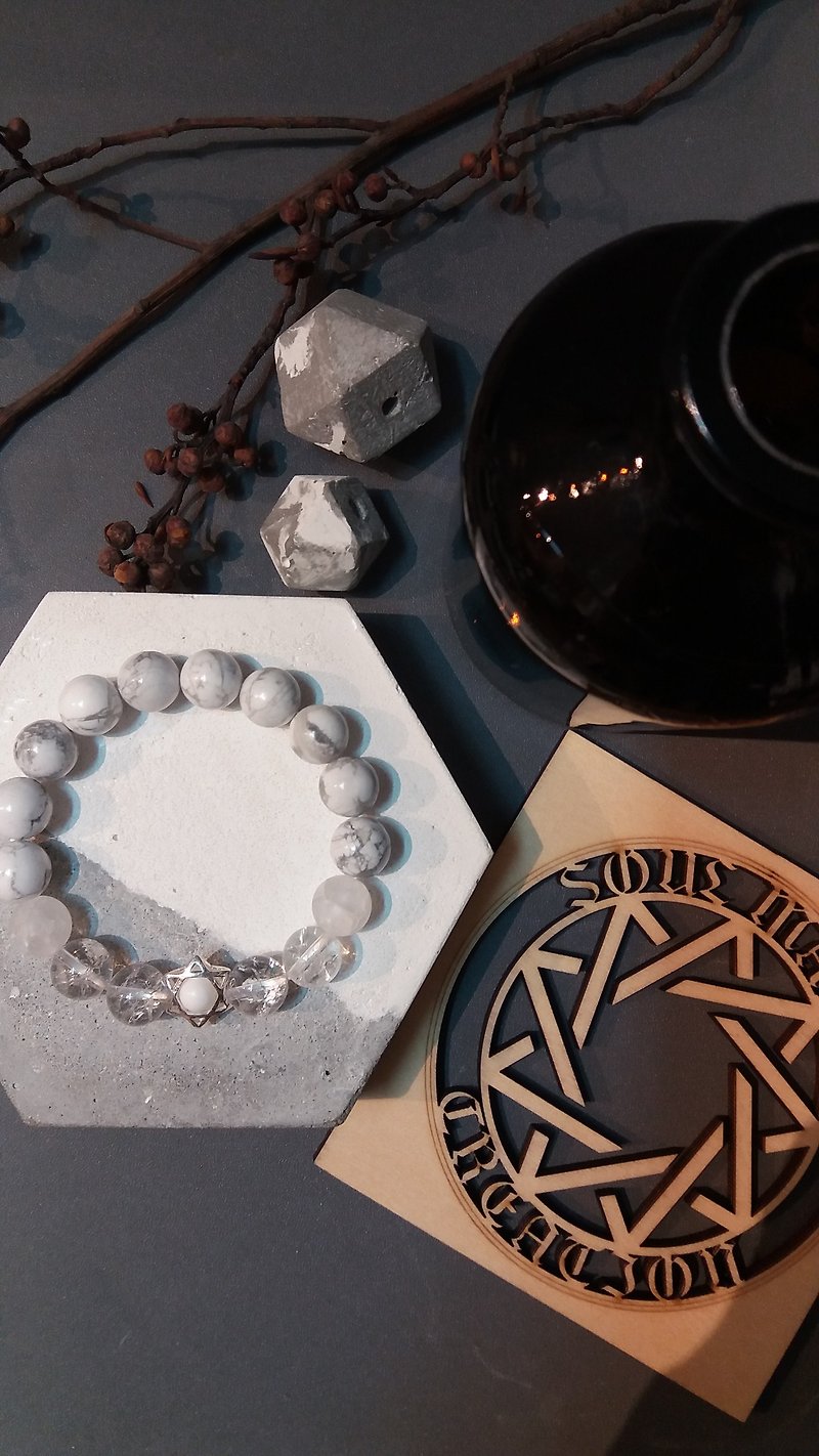 【Purity】Crystal Stone Bracelet / Howlite X Quartz X Tridacna Stone - Bracelets - Semi-Precious Stones White