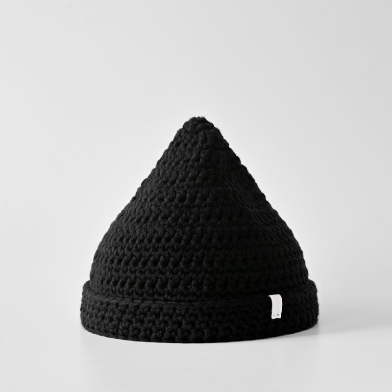 KR05 hand-woven chestnut pointed hat-black - หมวก - ผ้าฝ้าย/ผ้าลินิน สีดำ