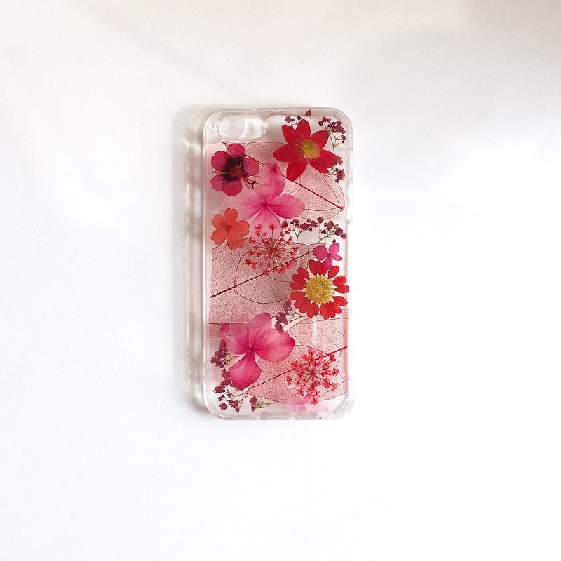 Girls love RED :: handmade pressed flowers phonecase - Phone Cases - Silicone Red