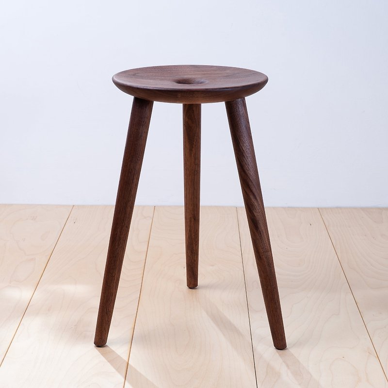 Ostool - Walnut - Chairs & Sofas - Wood Brown