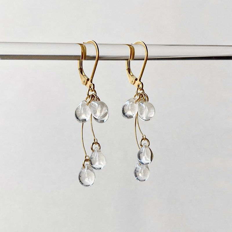 Drop bead swing earrings/ Clip-On - Earrings & Clip-ons - Glass Transparent