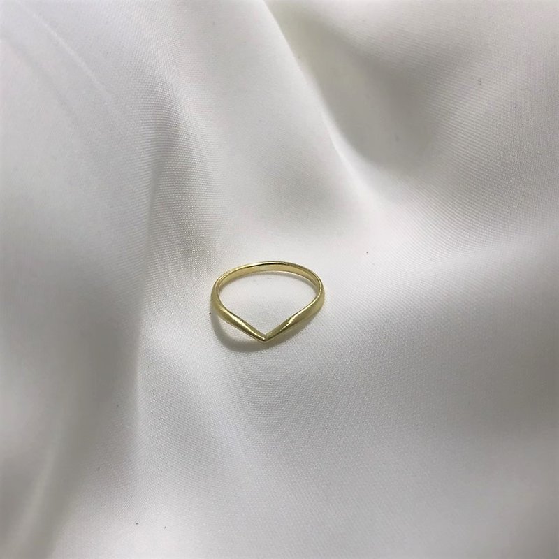 Brass wire ring - V collar - แหวนทั่วไป - ทองแดงทองเหลือง สีทอง