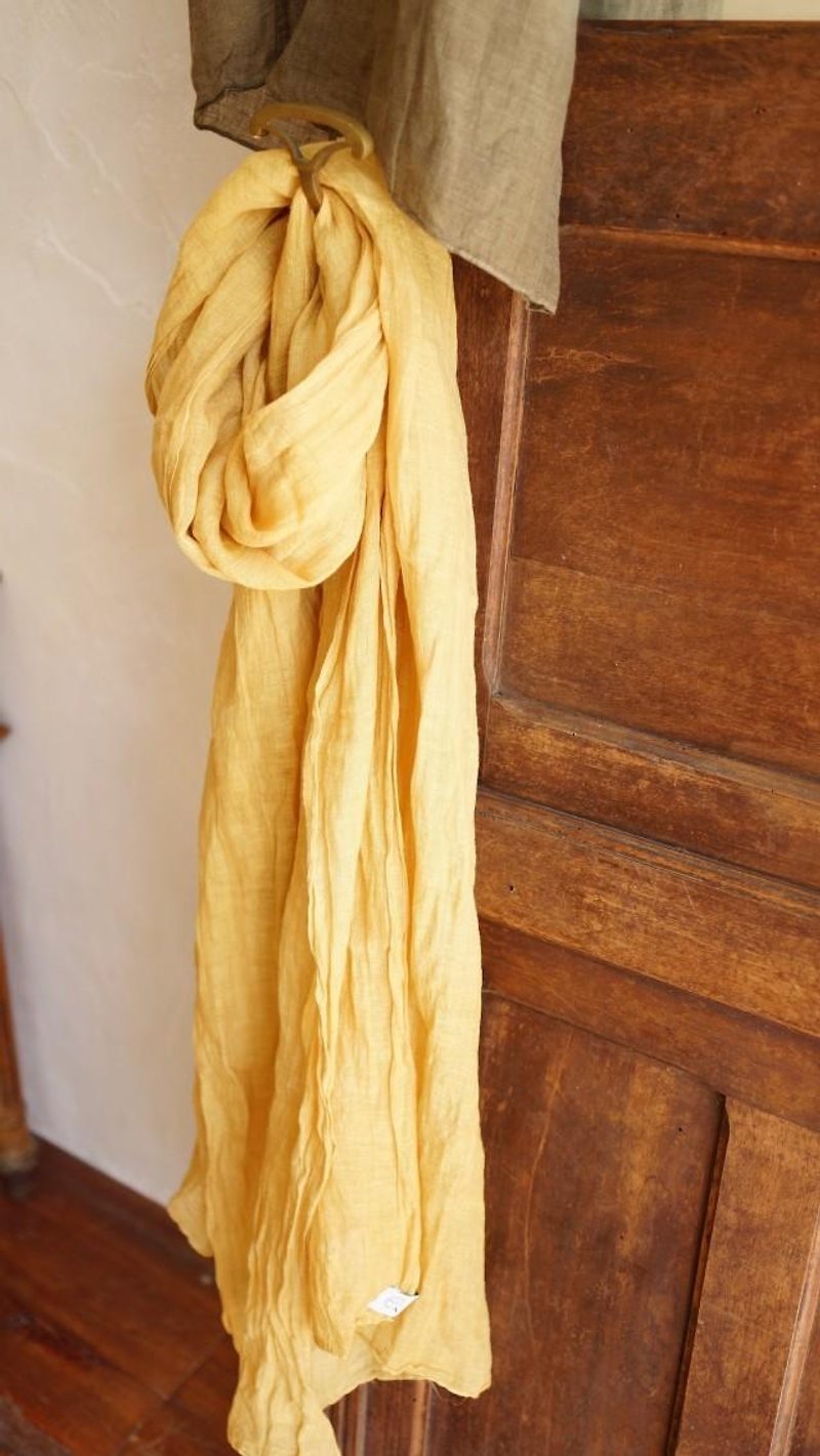 100 fastest linen stall yellow plant dyeing: bark color (yellow skin color) - ผ้าพันคอ - ผ้าฝ้าย/ผ้าลินิน สีเหลือง