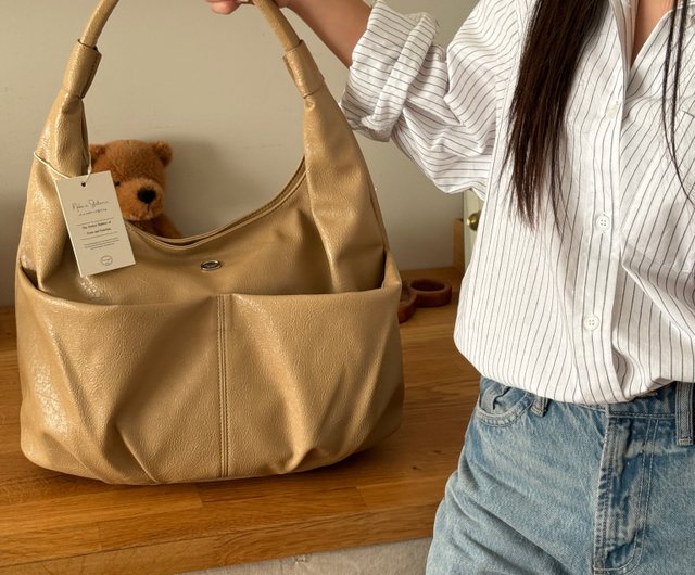 ★THE ALLY★送料込★韓国★大人気★正規品★バッグ★Emily bag Korea The Ally | Emily bag 에밀리백| Multifunctional storage