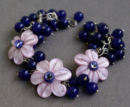 InnaKirkevichLampwork Purple bracelet with daisies, pink flowers bracelet, lampwork floral bracelet