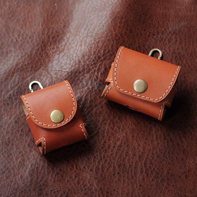 Handmade Leather Goods | Customized Gifts | Vegetable Tanned Leather - AirPods Case 1st Generation, 2nd Generation/Pro Applicable