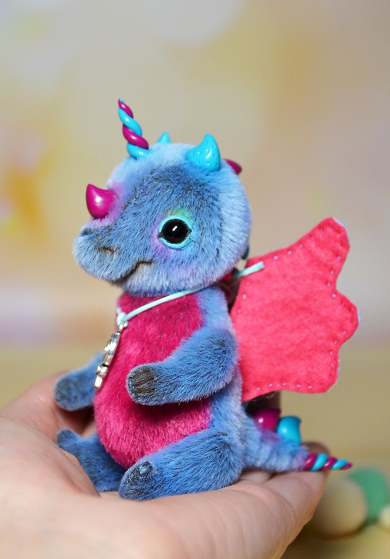 Miniature artist dragon toy - 公仔模型 - 環保材質 多色
