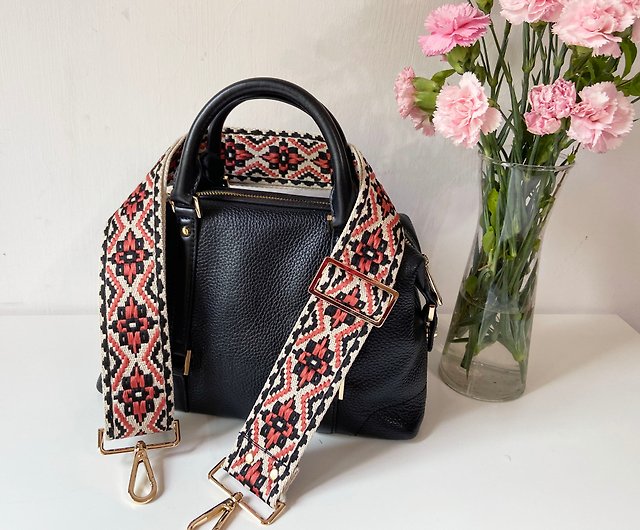 2 inch wide straps, cotton woven straps, backpack straps can be adjusted  and printed straps can be replaced - Shop womensgirl studio Messenger Bags  & Sling Bags - Pinkoi