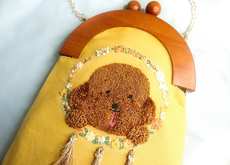 刺繡犬ドリームキャッチャーゴールドバッグ|プードル、黄色