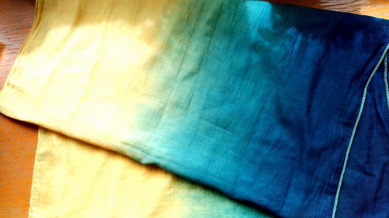 【Plant dyeing】Organic cotton scarf - ผ้าพันคอถัก - ผ้าฝ้าย/ผ้าลินิน สีน้ำเงิน