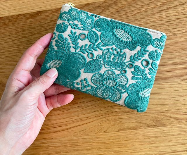 mina perhonen smile flower ミニポーチ人気柄エレガントな刺繍