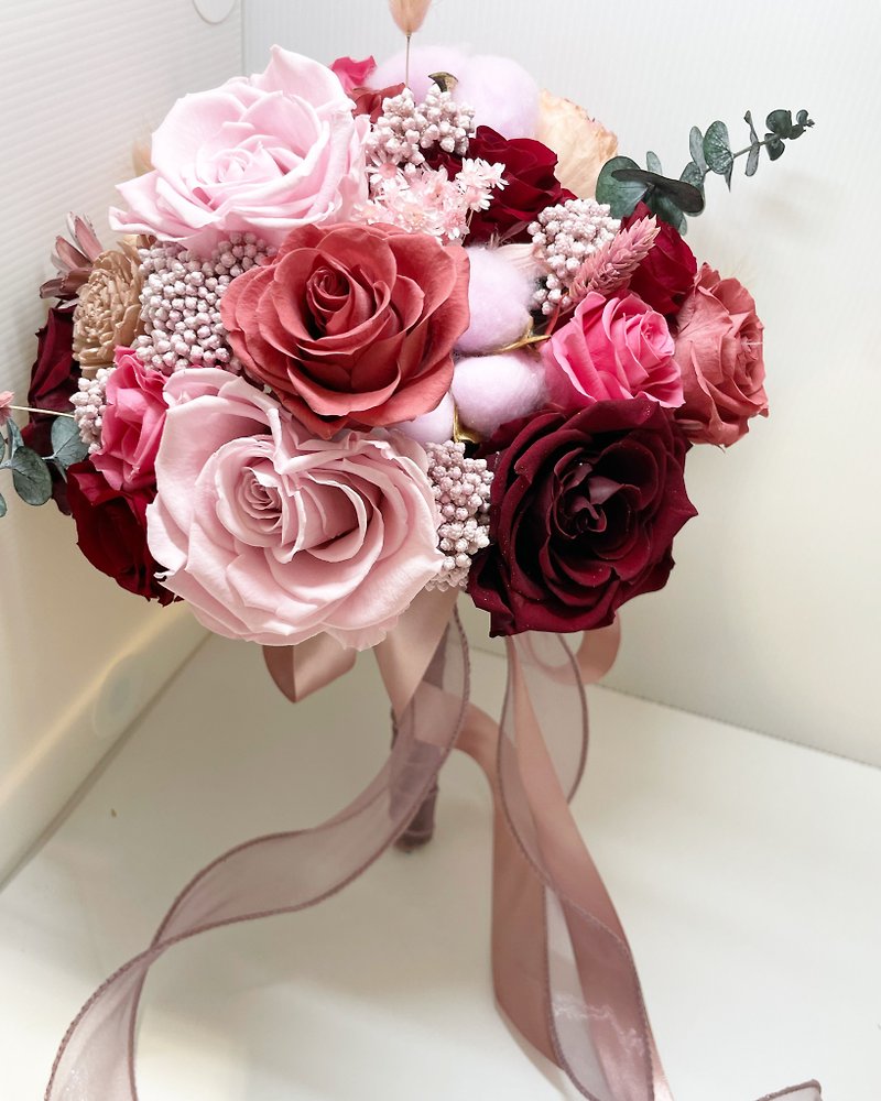 Elegant Pink Romantic Preserved Flower Bouquet - Dried Flowers & Bouquets - Plants & Flowers 