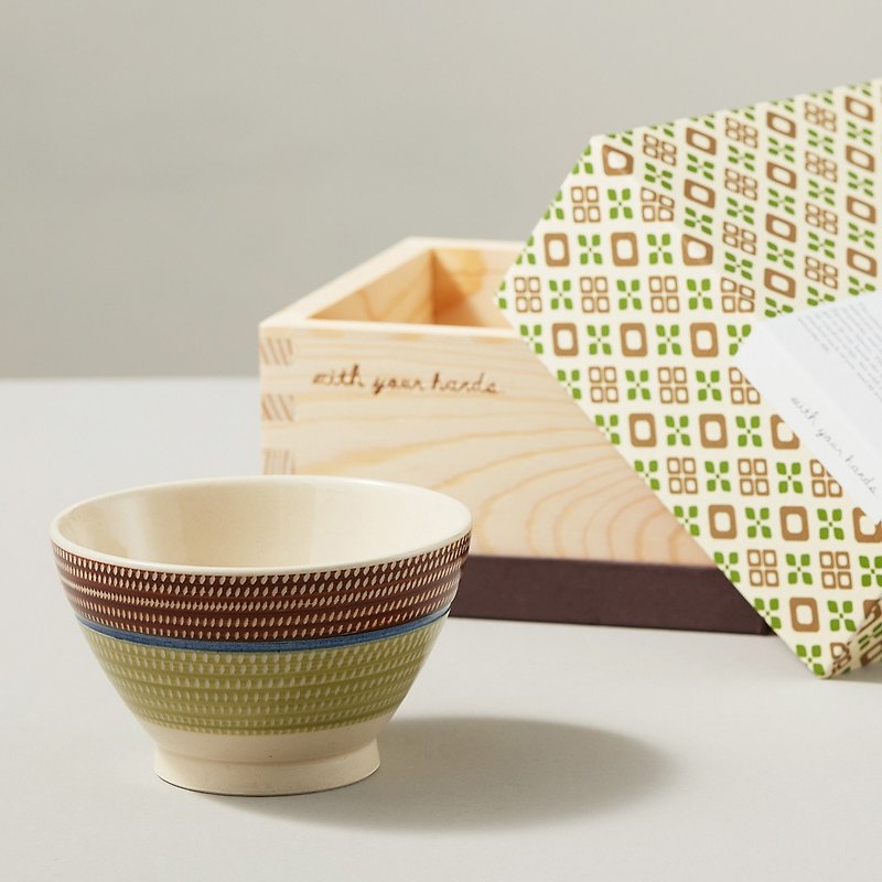 Shimaru Pazomi-yaki - Jingjing Village Rice Bowl - Bowls - Pottery Multicolor