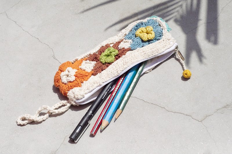 Hand-woven pen bag / storage bag / pen box / sundries bag / tableware bag / tableware bag - summer flower crochet - Pencil Cases - Cotton & Hemp Multicolor