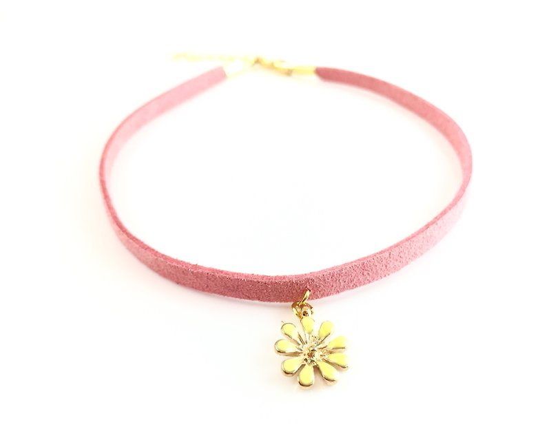 「小さな黄色の花 - ローズネックレス " - ネックレス - 革 ピンク