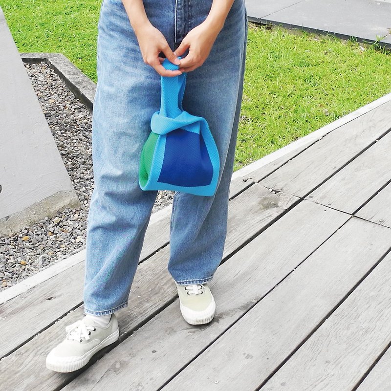 Knitting Shopper - Small - orange - กระเป๋าถือ - ผ้าฝ้าย/ผ้าลินิน สีน้ำเงิน