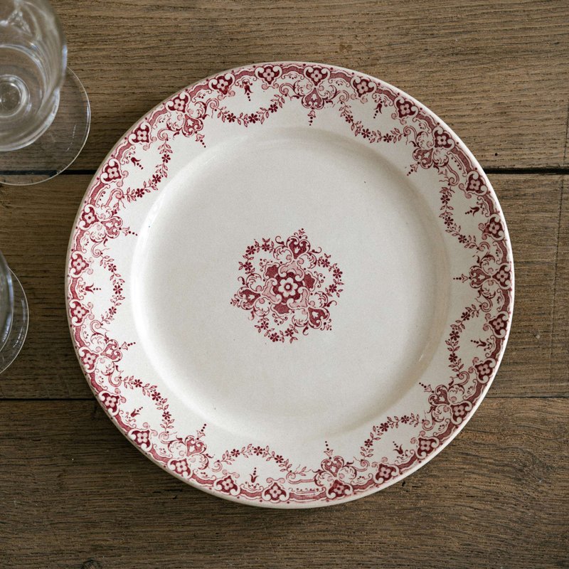 Coral Vermillion Dinner Plate Diameter 23.5cm - จานและถาด - ดินเผา 