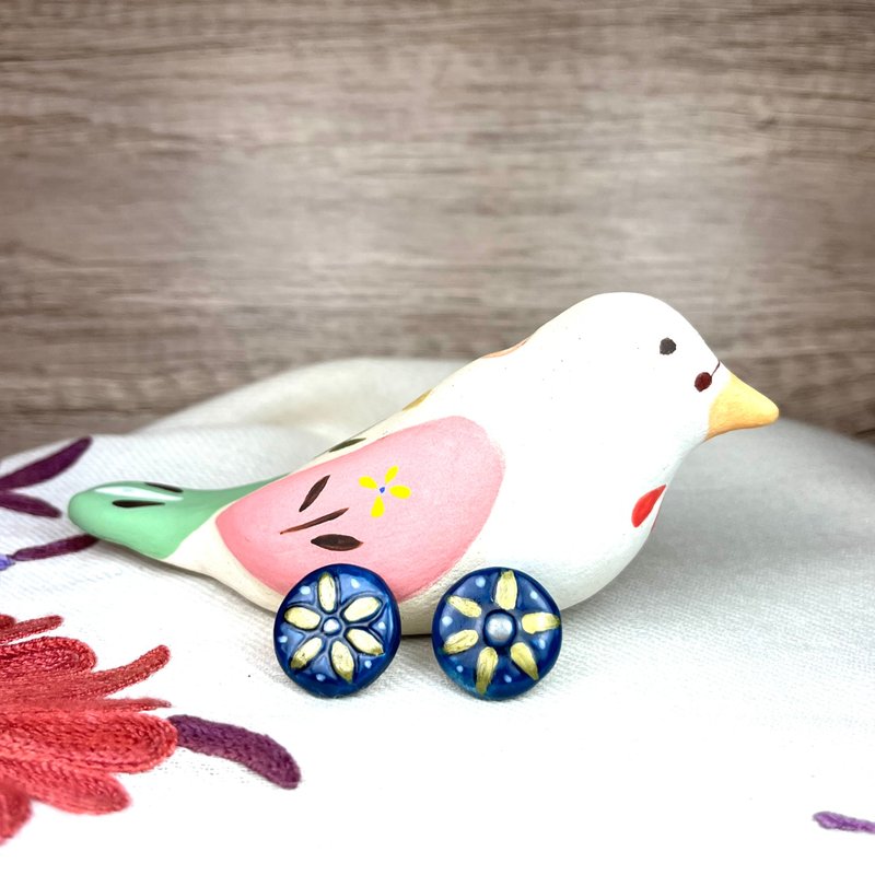 A Lu  花兒陶耳環/飾品/手作手繪 原創僅此一付 - 耳環/耳夾/耳骨夾 - 陶 多色