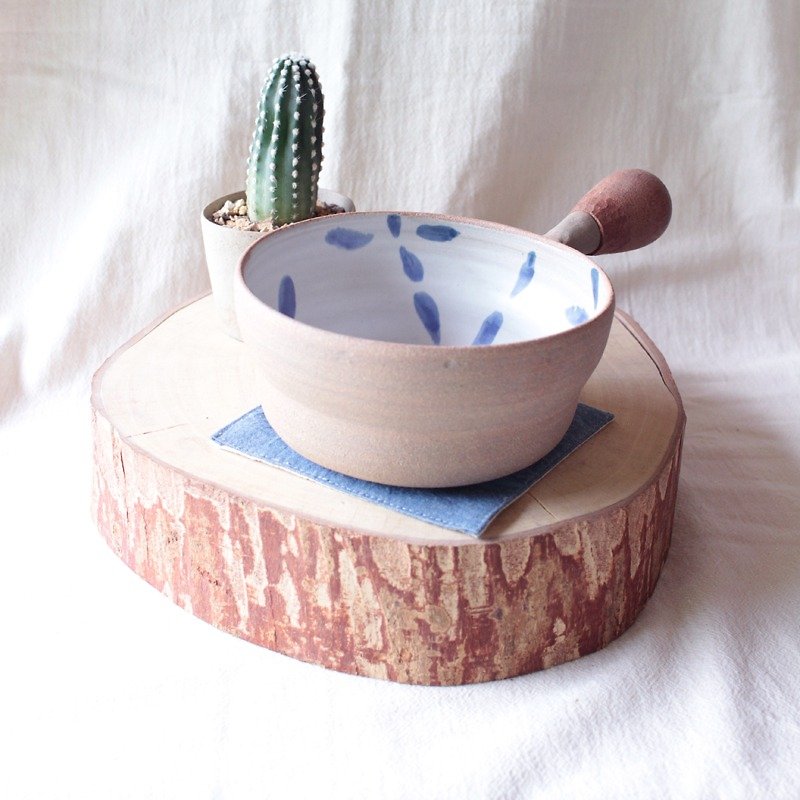 ceramic Bowl - 茶壺/茶杯/茶具 - 陶 白色