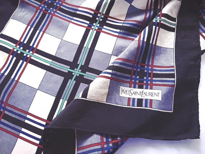 Vintage Yves Saint Laurent Silk Scarf, Plaid, 22 x 23 inches, Holiday Gifts - 絲巾 - 絲．絹 灰色