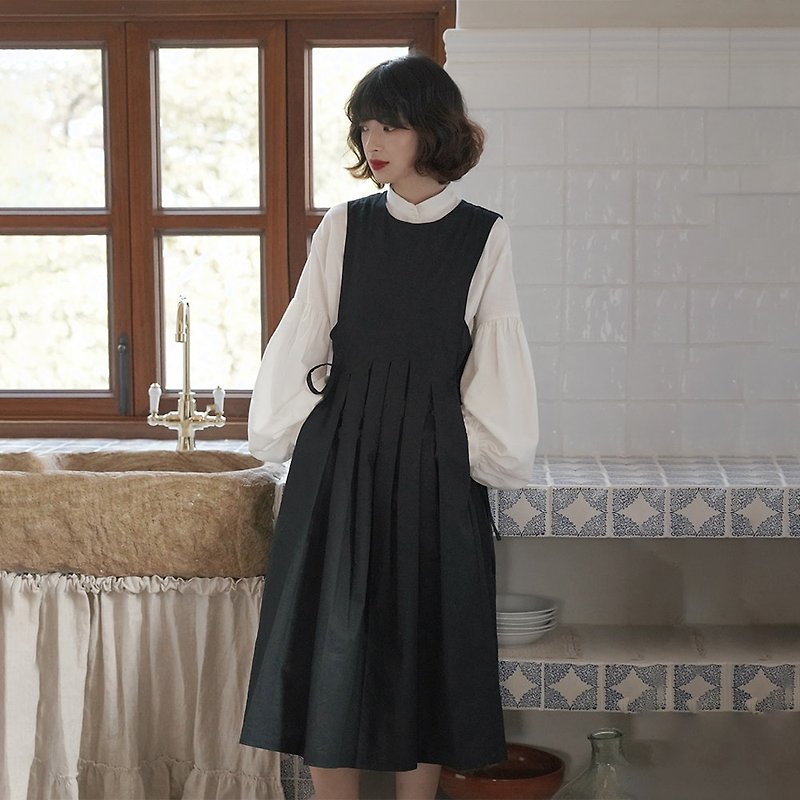 Black lace vest dress | dress | dress | spring models | French cotton Linen| Sora-681 - ชุดเดรส - ผ้าฝ้าย/ผ้าลินิน สีดำ