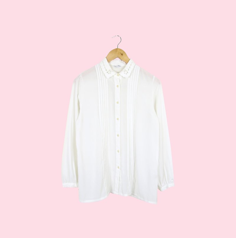 バックグリーンへ::日本の細心の襟プリーツ白い絹のシャツの襟の小さな粒バスケットの空のヴィンテージ（JS-07） - シャツ・ブラウス - シルク・絹 ホワイト