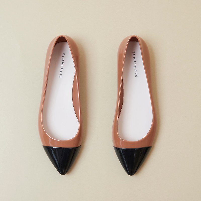 AMERI (CARAMEL) PVC TOECAP FLATS トゥキャップパンプス - 高踭鞋 - 防水材質 咖啡色