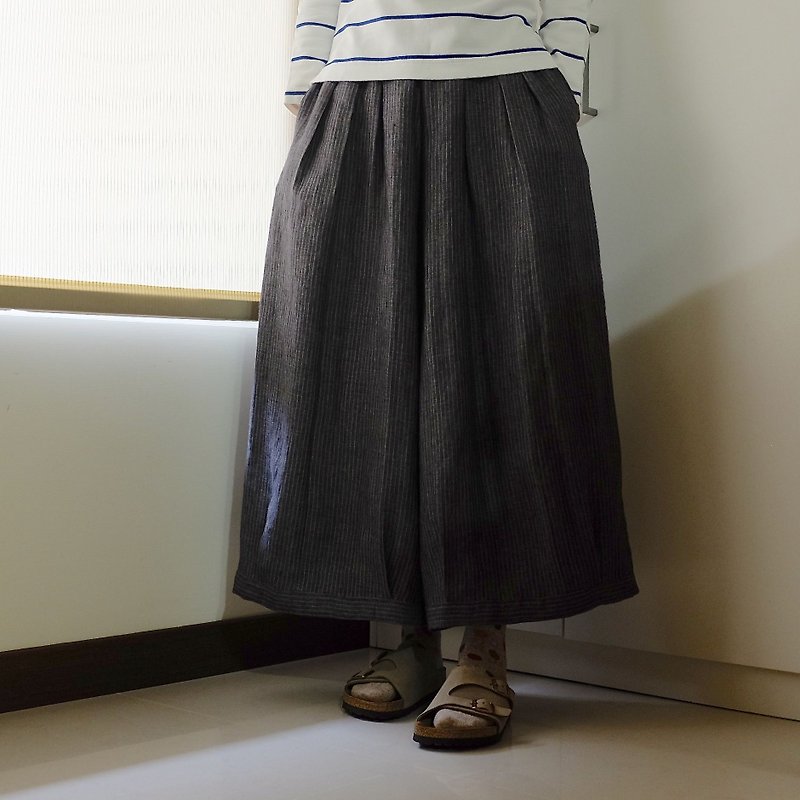 Daily hand-made clothes playful girl indigo stripes pleated wide pants linen - Women's Pants - Cotton & Hemp Blue